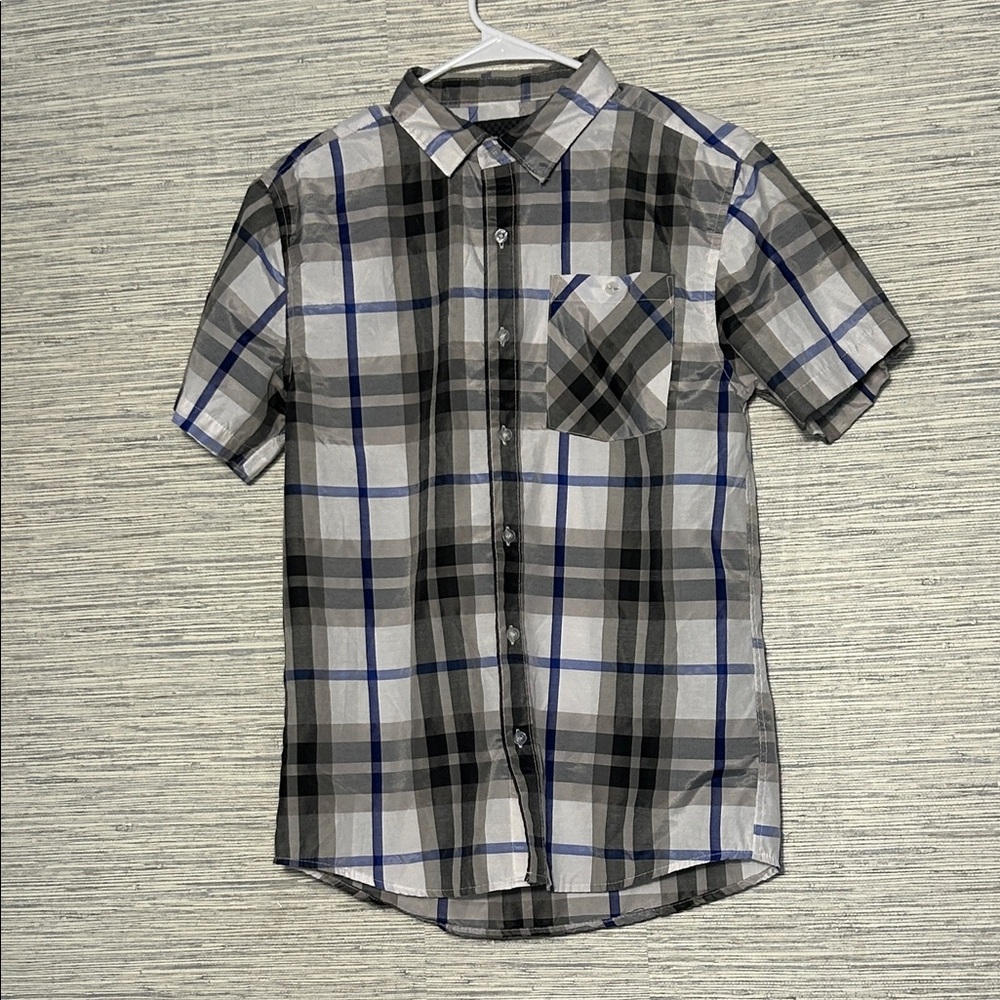 Bold Blue Large Button-Down Shirt – Lightweight Short Sleeve Style (126)